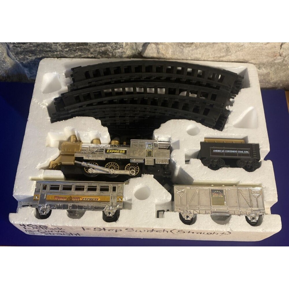 VTG QVC Union Express Train Sets w/ Engine, Cars and Track Tested Works